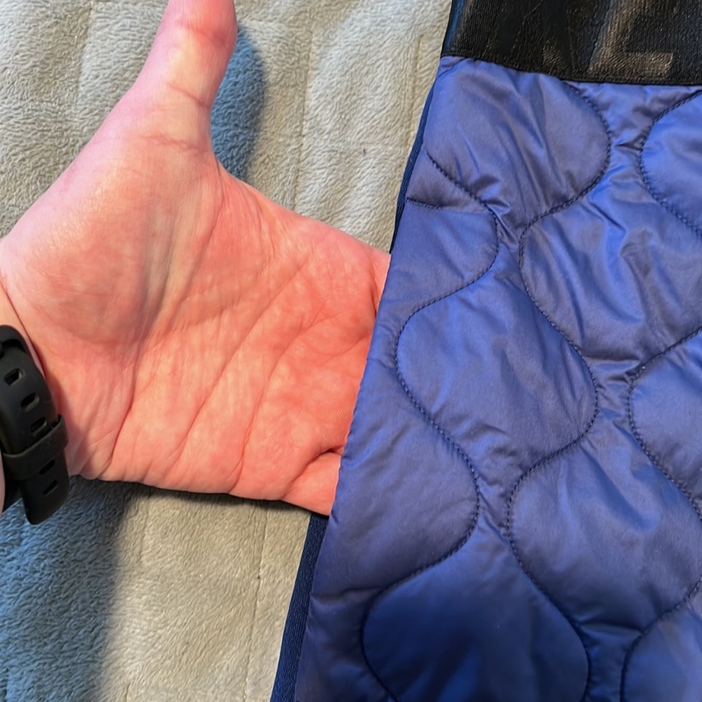 Nike Aerolayer Quilted Vest, Running, Pink, Blue, Black, Gray, Pockets, Size S - Picture 6 of 11